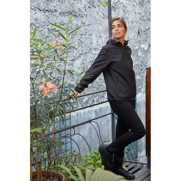 ANDREA - Image 5